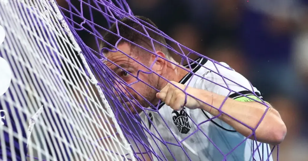 ΠΑΟΚ: Τι προβλέπει ο κανονισμός της UEFA για τις κόκκινες των Γερεμέγεφ και Ζίβκοβιτς