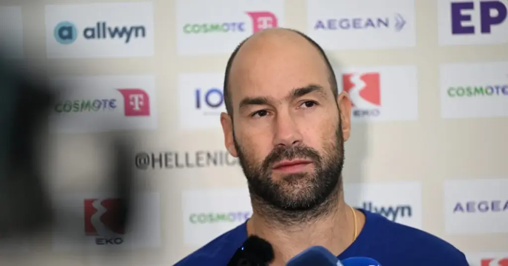 Μήτογλου: «Πρέπει να κοιτάμε μπροστά, έρχονται δύο παιχνίδια do or die»
